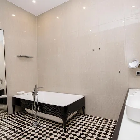 Appartement Beautiful Cosy Modern ,19th Century Building