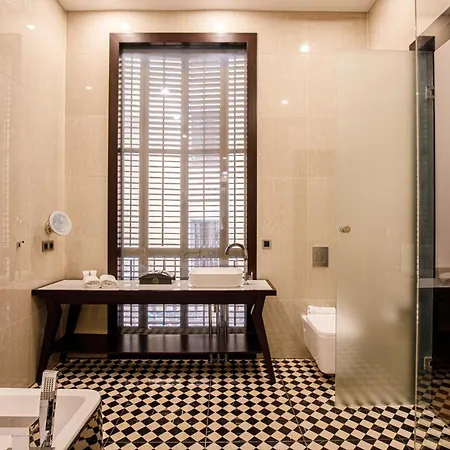 Beautiful Cosy Modern ,19th Century Building * Barcelone